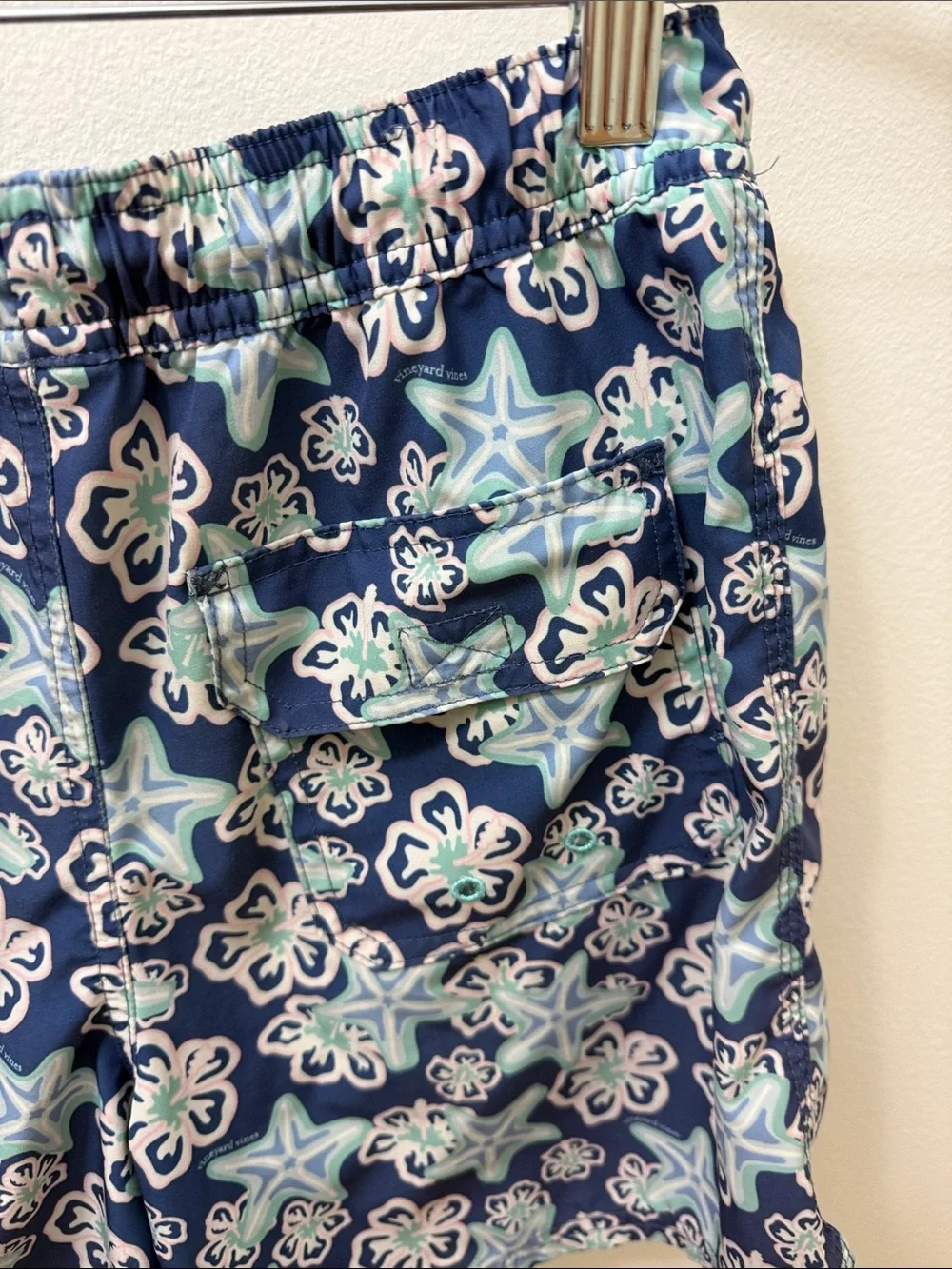 Vineyard Vines Navy Floral & Starfish Print Shorts
